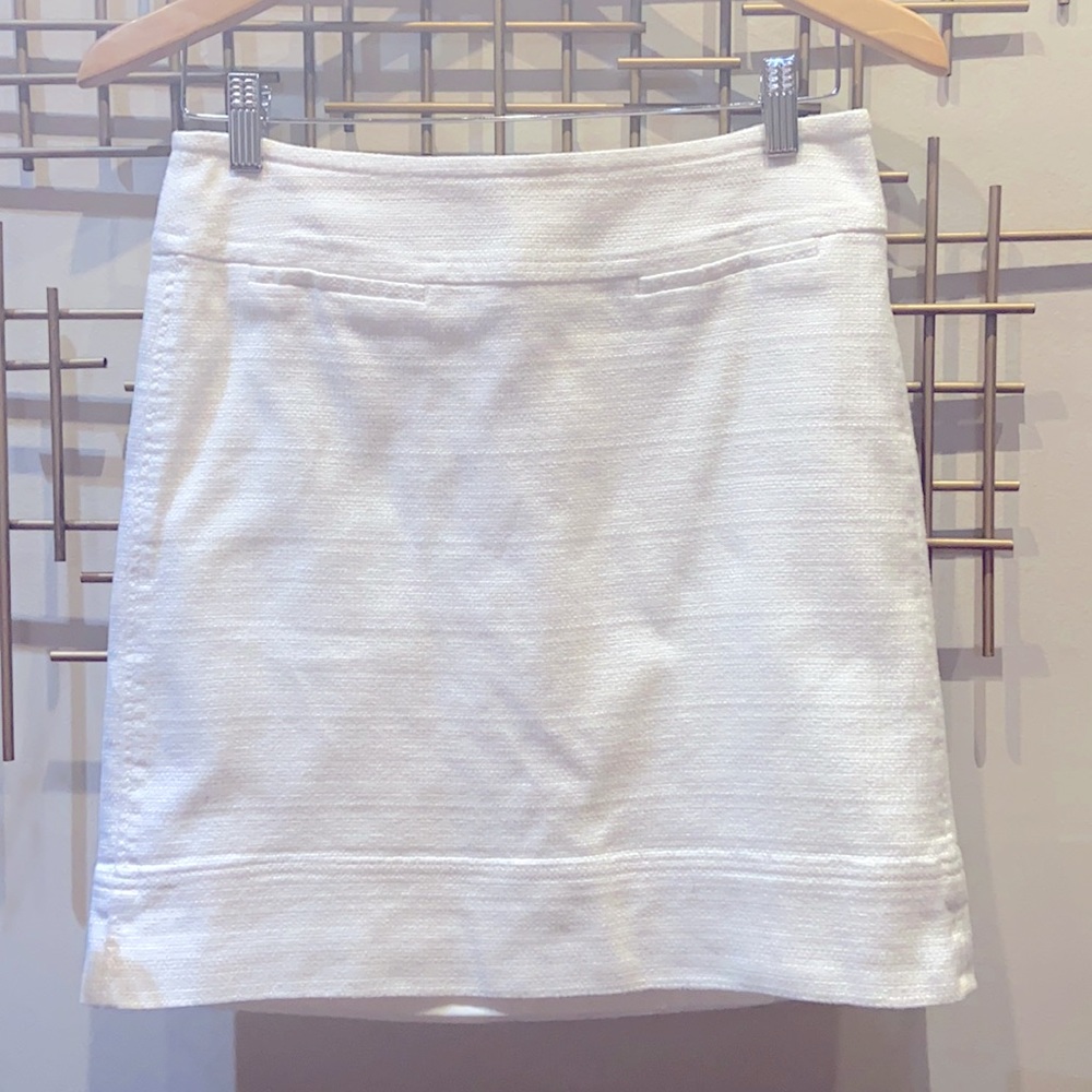 Talbots Sz 2 White Skirt 18 in long & 14 in waist
